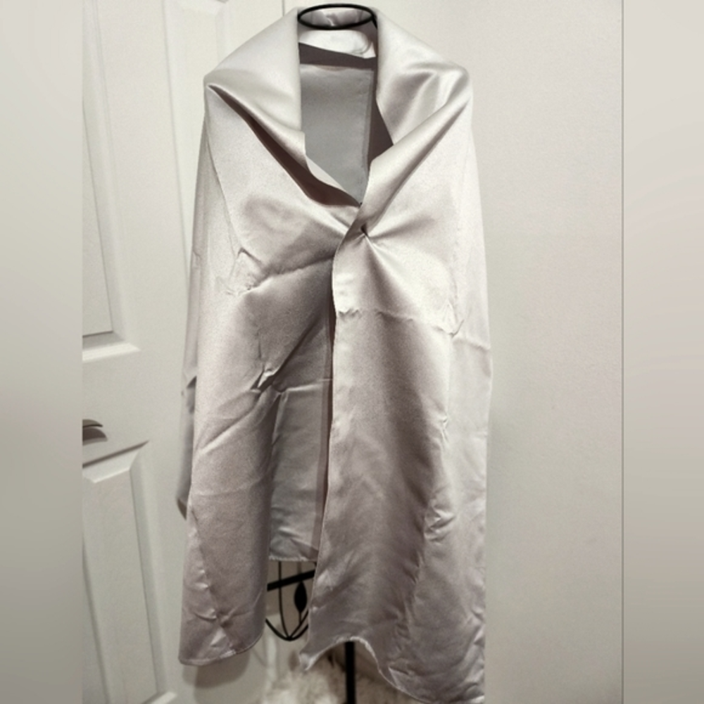 Silky silver chic wrap